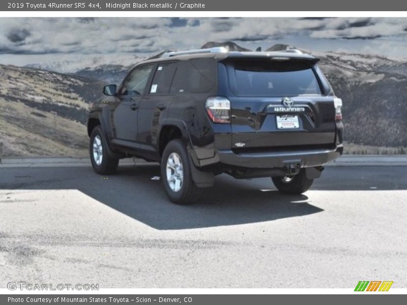 Midnight Black metallic / Graphite 2019 Toyota 4Runner SR5 4x4