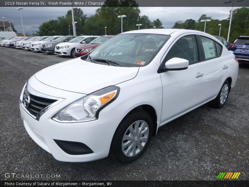 Front 3/4 View of 2019 Versa SV
