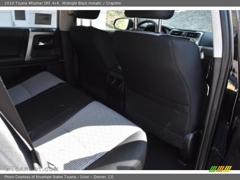 Midnight Black metallic / Graphite 2019 Toyota 4Runner SR5 4x4