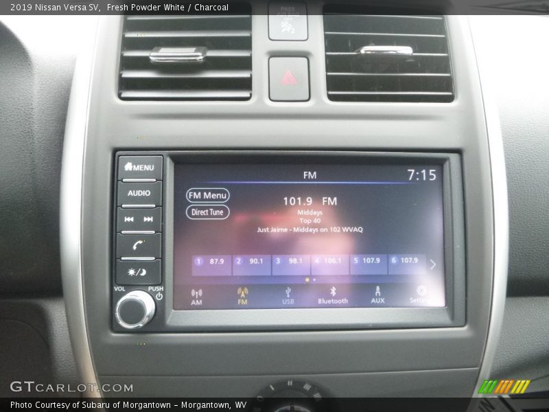 Fresh Powder White / Charcoal 2019 Nissan Versa SV