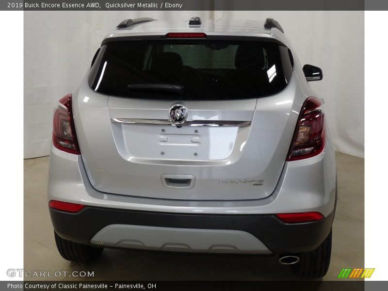Quicksilver Metallic / Ebony 2019 Buick Encore Essence AWD