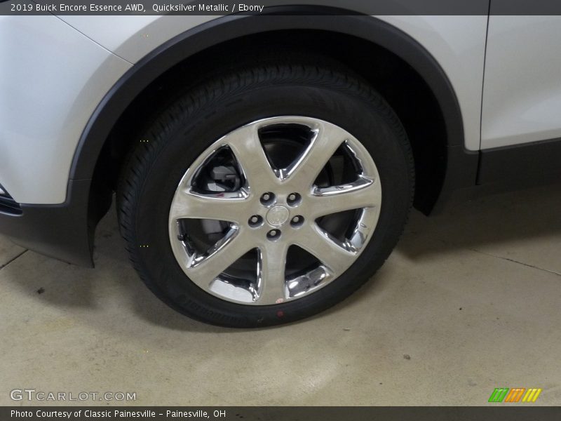 Quicksilver Metallic / Ebony 2019 Buick Encore Essence AWD