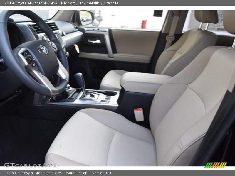 Midnight Black metallic / Graphite 2019 Toyota 4Runner SR5 4x4