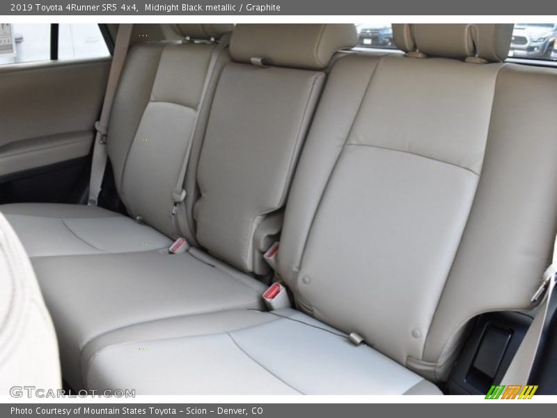 Midnight Black metallic / Graphite 2019 Toyota 4Runner SR5 4x4
