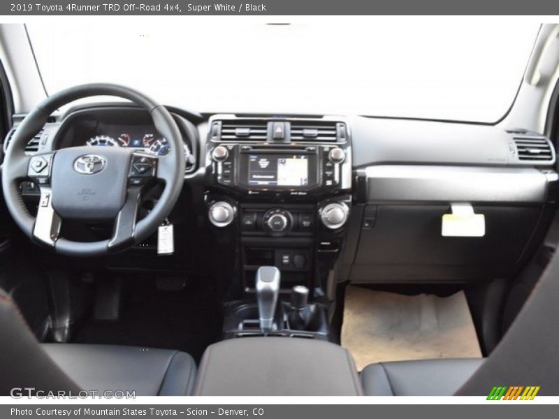 Super White / Black 2019 Toyota 4Runner TRD Off-Road 4x4