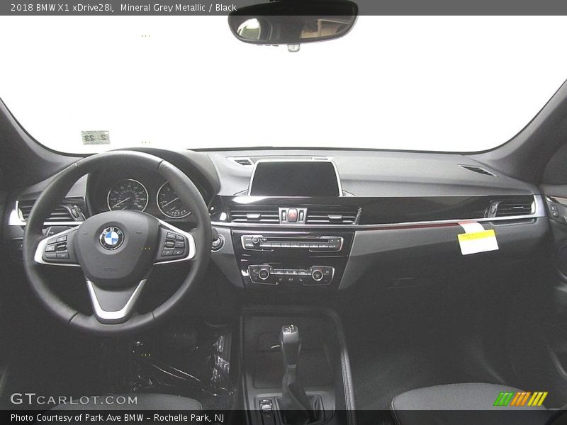 Mineral Grey Metallic / Black 2018 BMW X1 xDrive28i