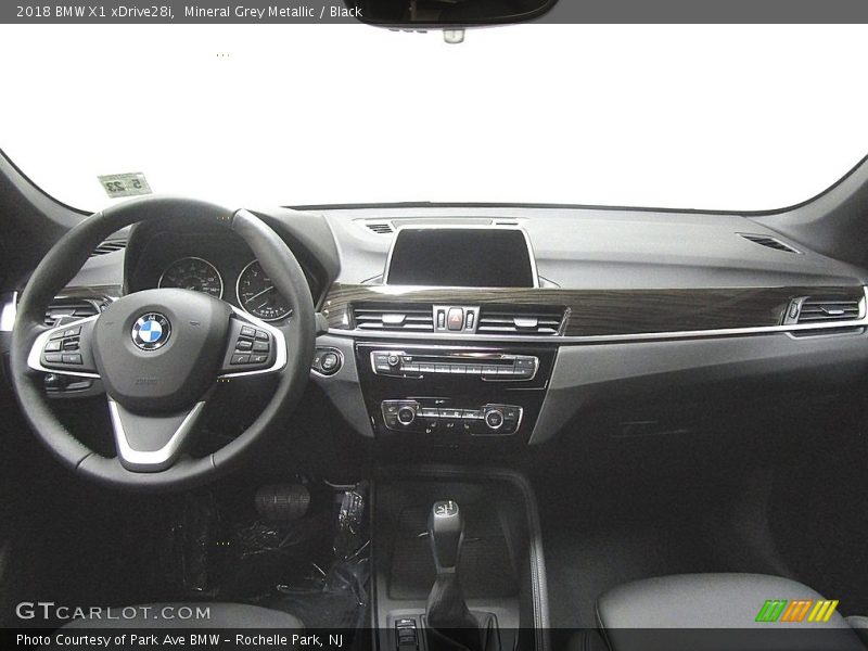 Mineral Grey Metallic / Black 2018 BMW X1 xDrive28i