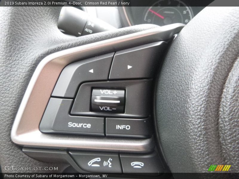  2019 Impreza 2.0i Premium 4-Door Steering Wheel