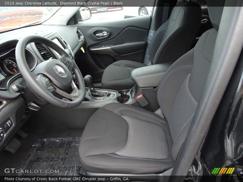 Diamond Black Crystal Pearl / Black 2019 Jeep Cherokee Latitude