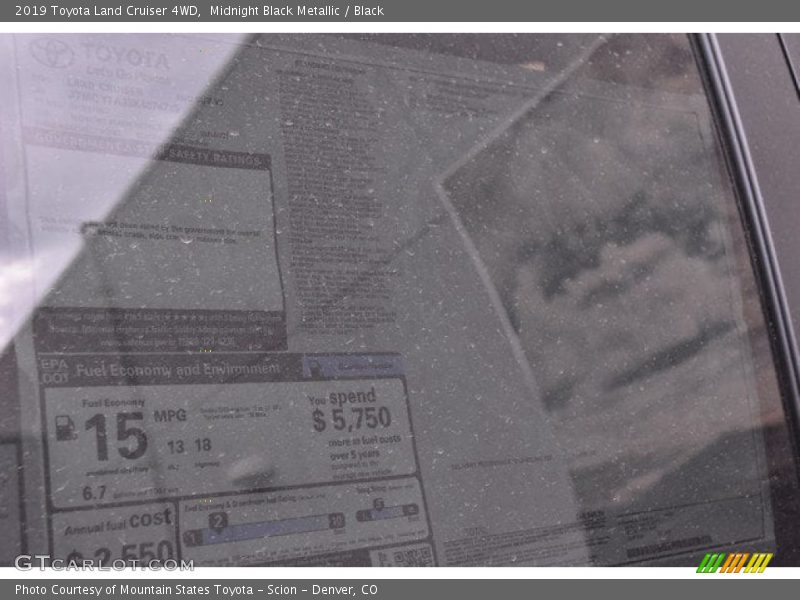 Midnight Black Metallic / Black 2019 Toyota Land Cruiser 4WD
