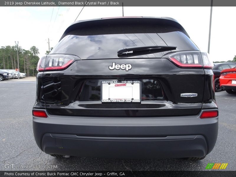 Diamond Black Crystal Pearl / Black 2019 Jeep Cherokee Latitude