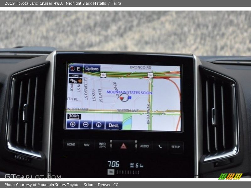Navigation of 2019 Land Cruiser 4WD