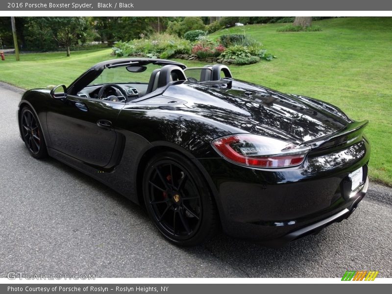 Black / Black 2016 Porsche Boxster Spyder