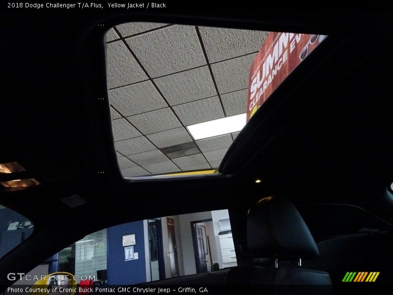 Yellow Jacket / Black 2018 Dodge Challenger T/A Plus