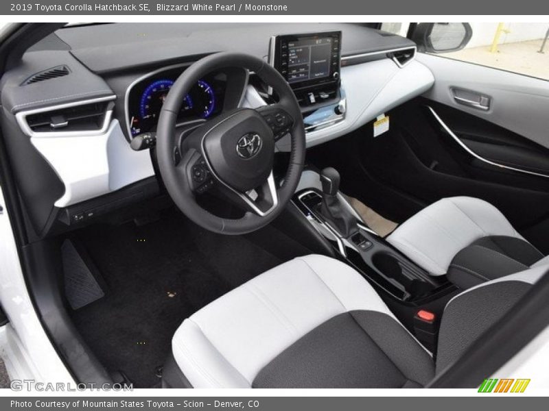  2019 Corolla Hatchback SE Moonstone Interior