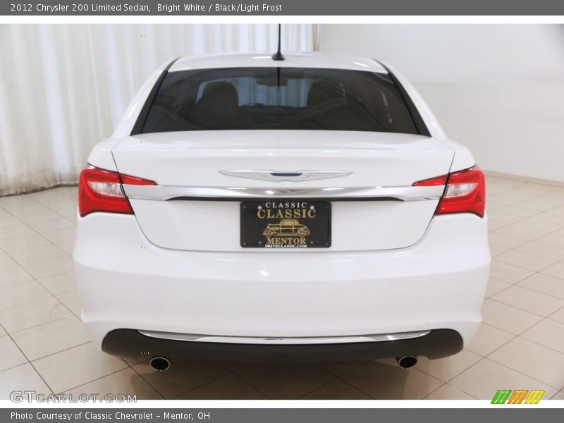 Bright White / Black/Light Frost 2012 Chrysler 200 Limited Sedan