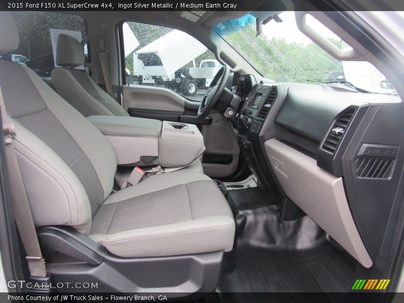 Ingot Silver Metallic / Medium Earth Gray 2015 Ford F150 XL SuperCrew 4x4
