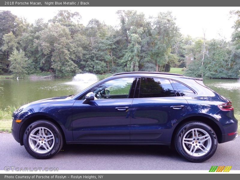 Night Blue Metallic / Black 2018 Porsche Macan