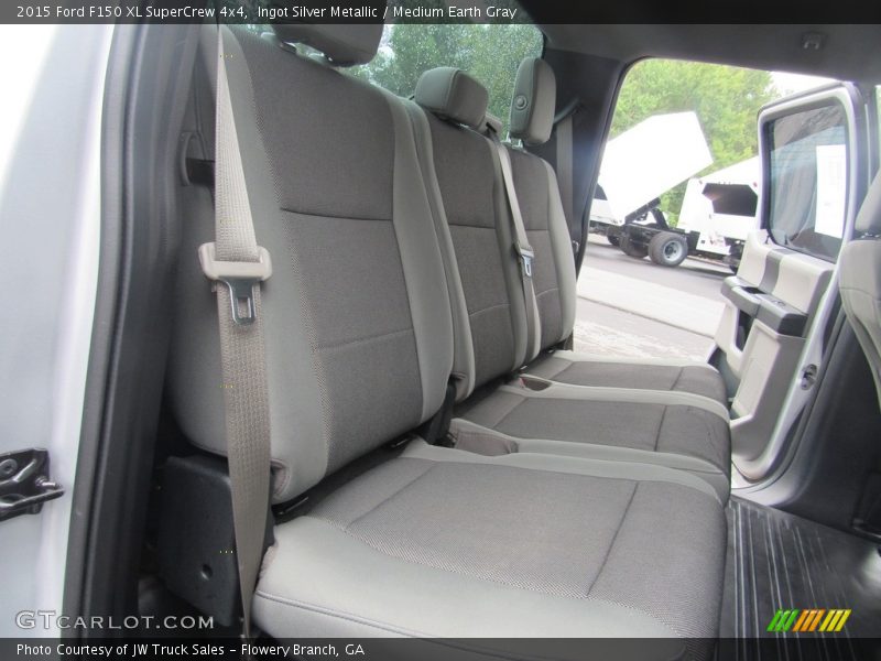 Ingot Silver Metallic / Medium Earth Gray 2015 Ford F150 XL SuperCrew 4x4