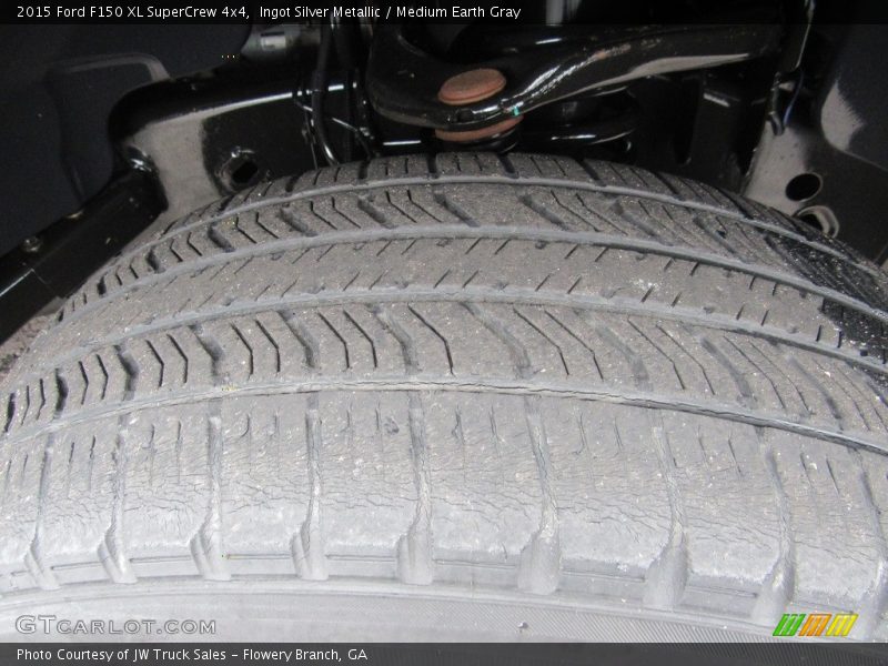 Ingot Silver Metallic / Medium Earth Gray 2015 Ford F150 XL SuperCrew 4x4