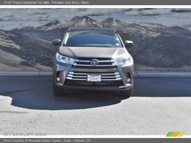 Predawn Gray Mica / Black 2018 Toyota Highlander SE AWD