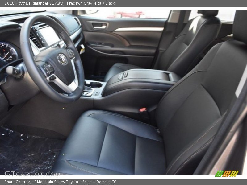 Predawn Gray Mica / Black 2018 Toyota Highlander SE AWD