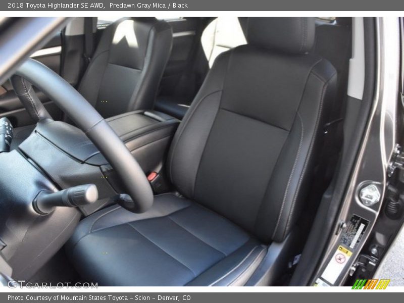 Predawn Gray Mica / Black 2018 Toyota Highlander SE AWD