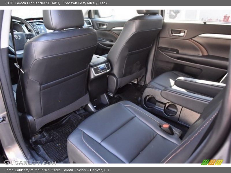 Predawn Gray Mica / Black 2018 Toyota Highlander SE AWD