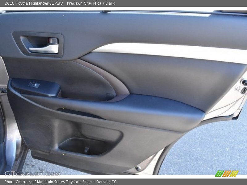 Predawn Gray Mica / Black 2018 Toyota Highlander SE AWD