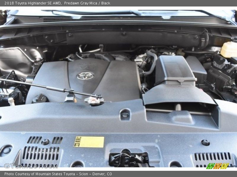 Predawn Gray Mica / Black 2018 Toyota Highlander SE AWD
