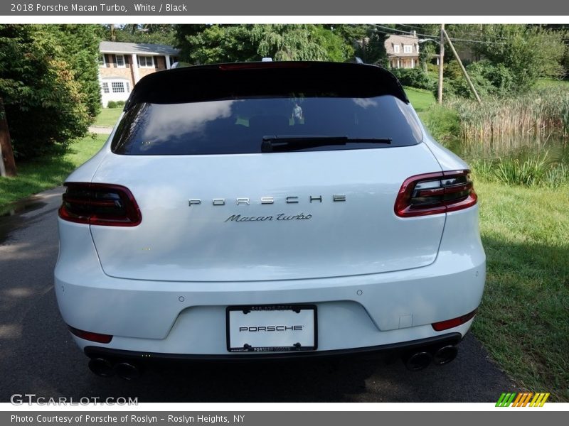 White / Black 2018 Porsche Macan Turbo