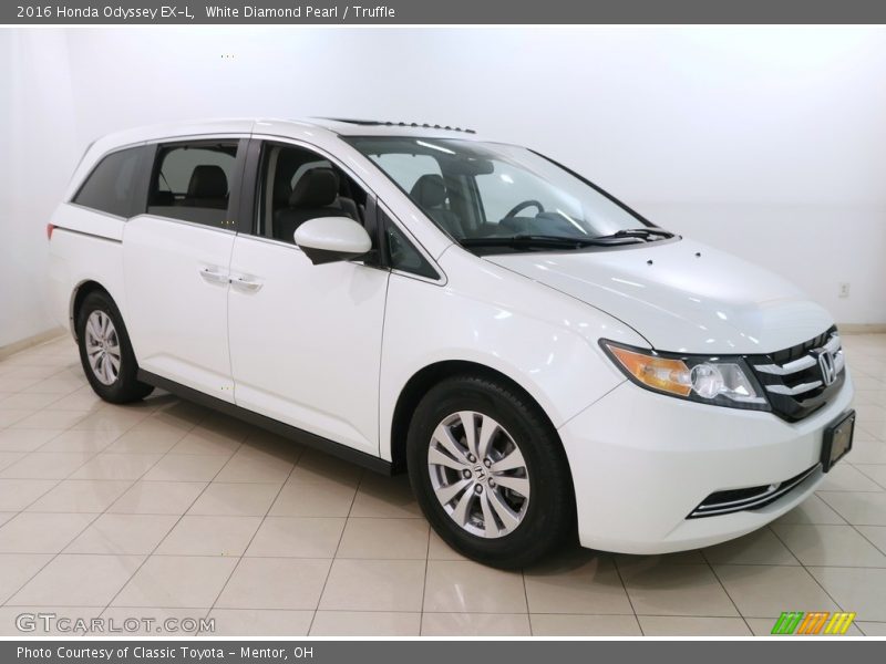 White Diamond Pearl / Truffle 2016 Honda Odyssey EX-L