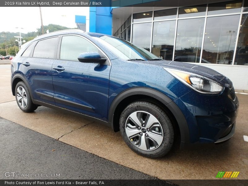 Front 3/4 View of 2019 Niro LX Hybrid
