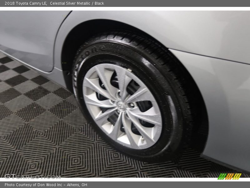 Celestial Silver Metallic / Black 2018 Toyota Camry LE