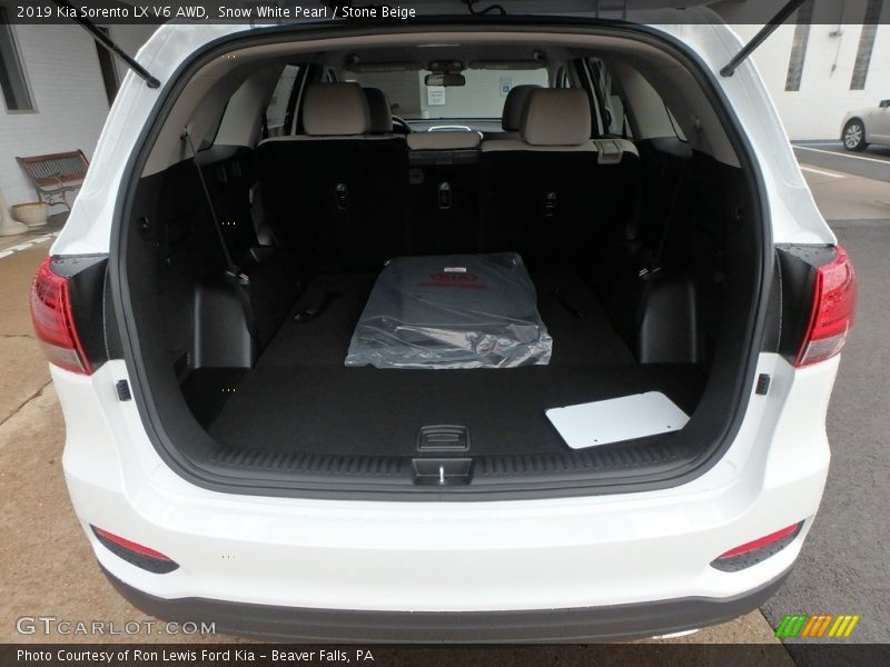 Snow White Pearl / Stone Beige 2019 Kia Sorento LX V6 AWD