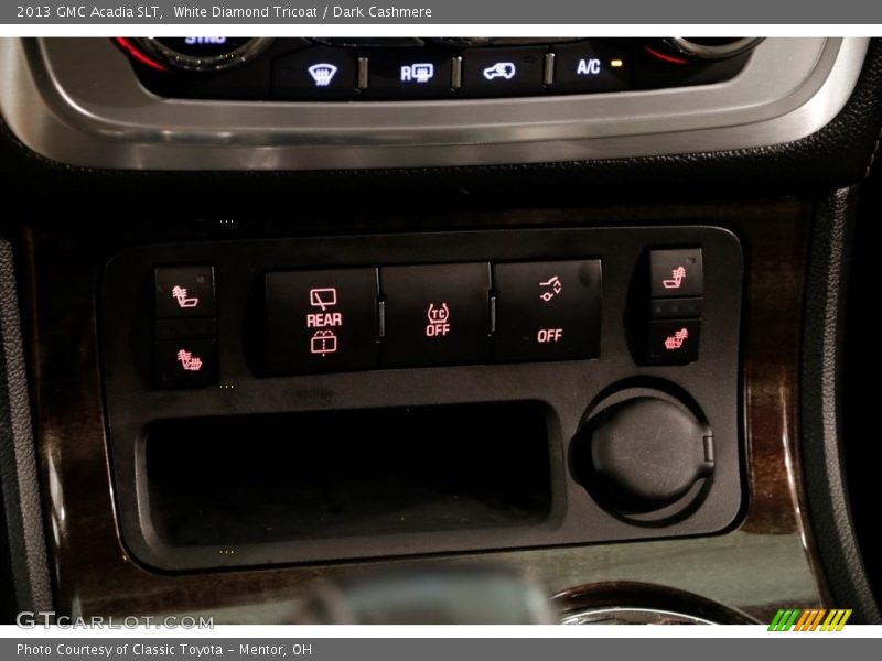 White Diamond Tricoat / Dark Cashmere 2013 GMC Acadia SLT