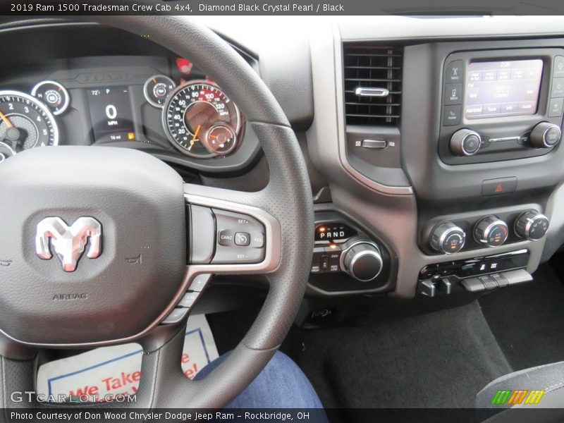 Diamond Black Crystal Pearl / Black 2019 Ram 1500 Tradesman Crew Cab 4x4