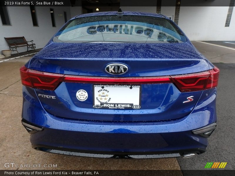 Sea Blue / Black 2019 Kia Forte S