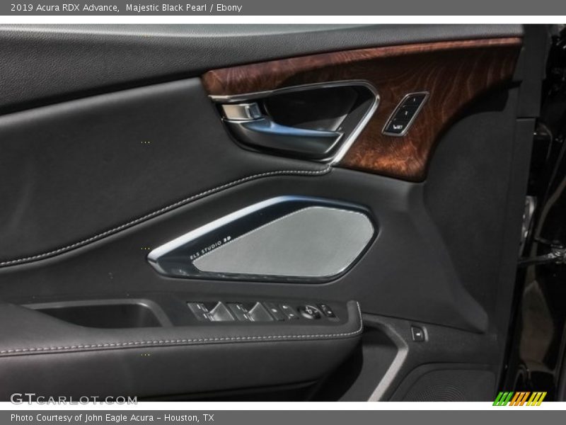 Majestic Black Pearl / Ebony 2019 Acura RDX Advance