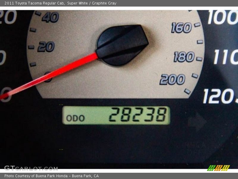 Super White / Graphite Gray 2011 Toyota Tacoma Regular Cab