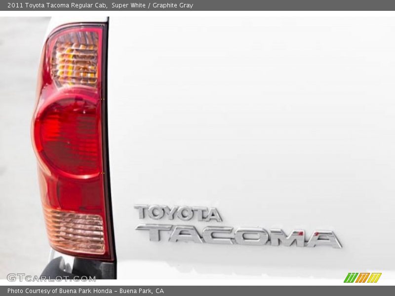 Super White / Graphite Gray 2011 Toyota Tacoma Regular Cab