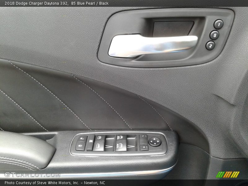 B5 Blue Pearl / Black 2018 Dodge Charger Daytona 392