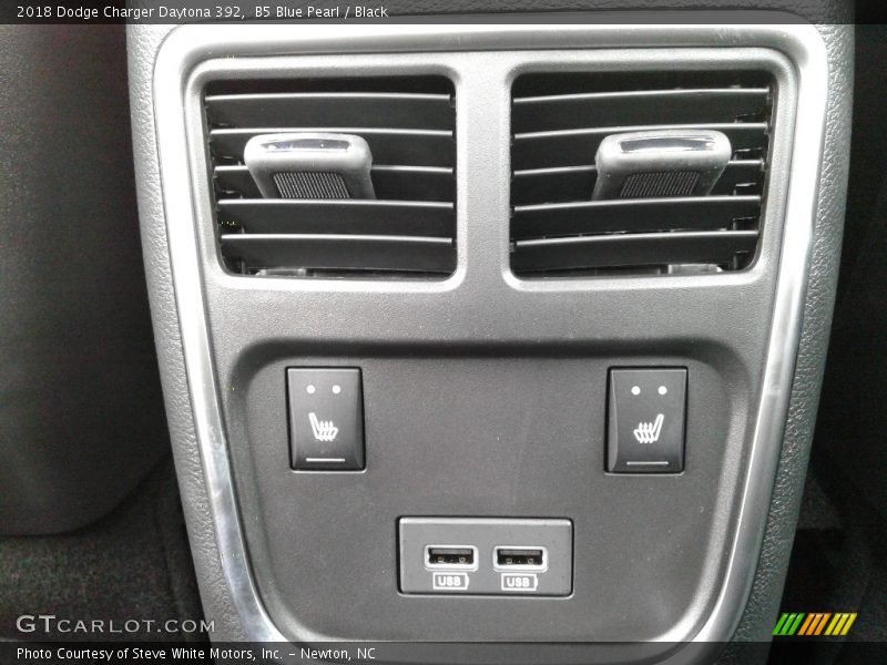 B5 Blue Pearl / Black 2018 Dodge Charger Daytona 392