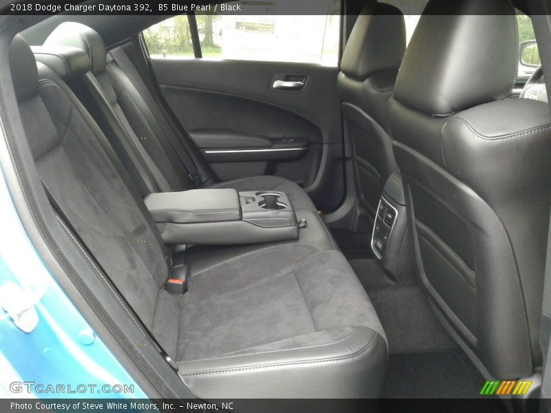 B5 Blue Pearl / Black 2018 Dodge Charger Daytona 392