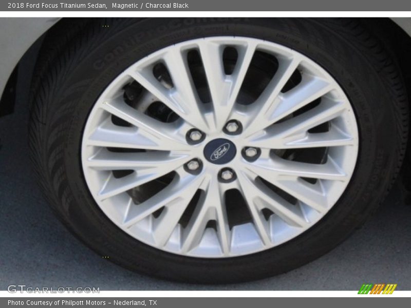 Magnetic / Charcoal Black 2018 Ford Focus Titanium Sedan