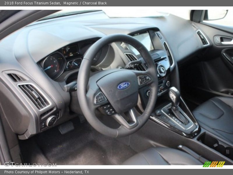 Magnetic / Charcoal Black 2018 Ford Focus Titanium Sedan