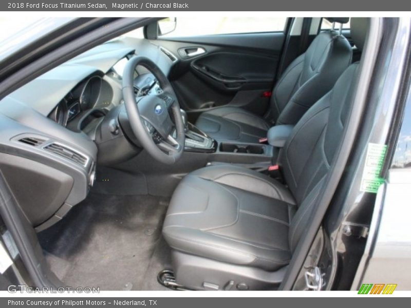 Magnetic / Charcoal Black 2018 Ford Focus Titanium Sedan
