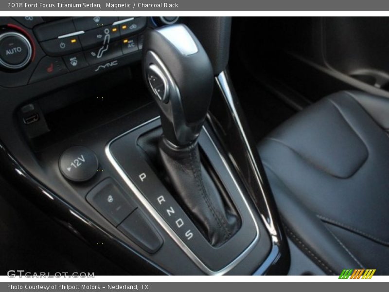 Magnetic / Charcoal Black 2018 Ford Focus Titanium Sedan