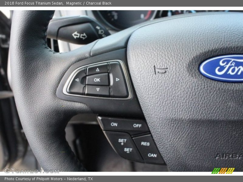 Magnetic / Charcoal Black 2018 Ford Focus Titanium Sedan