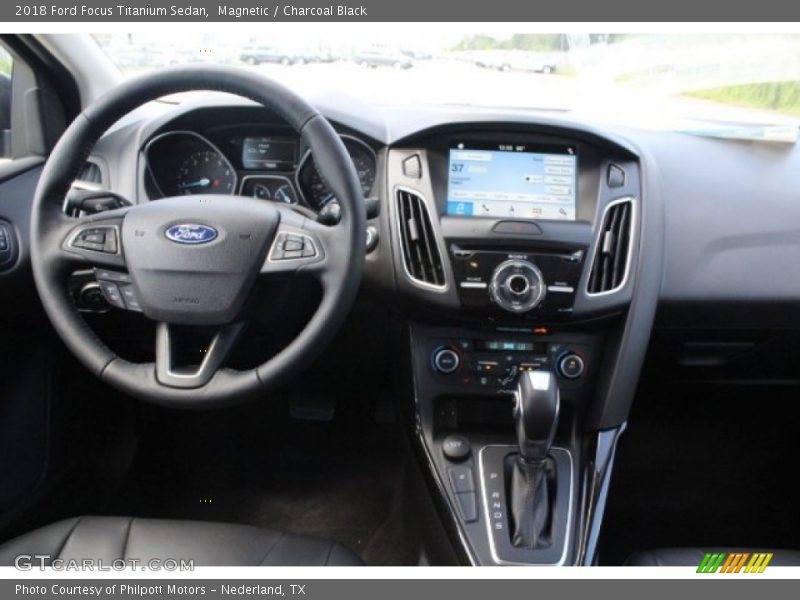Magnetic / Charcoal Black 2018 Ford Focus Titanium Sedan